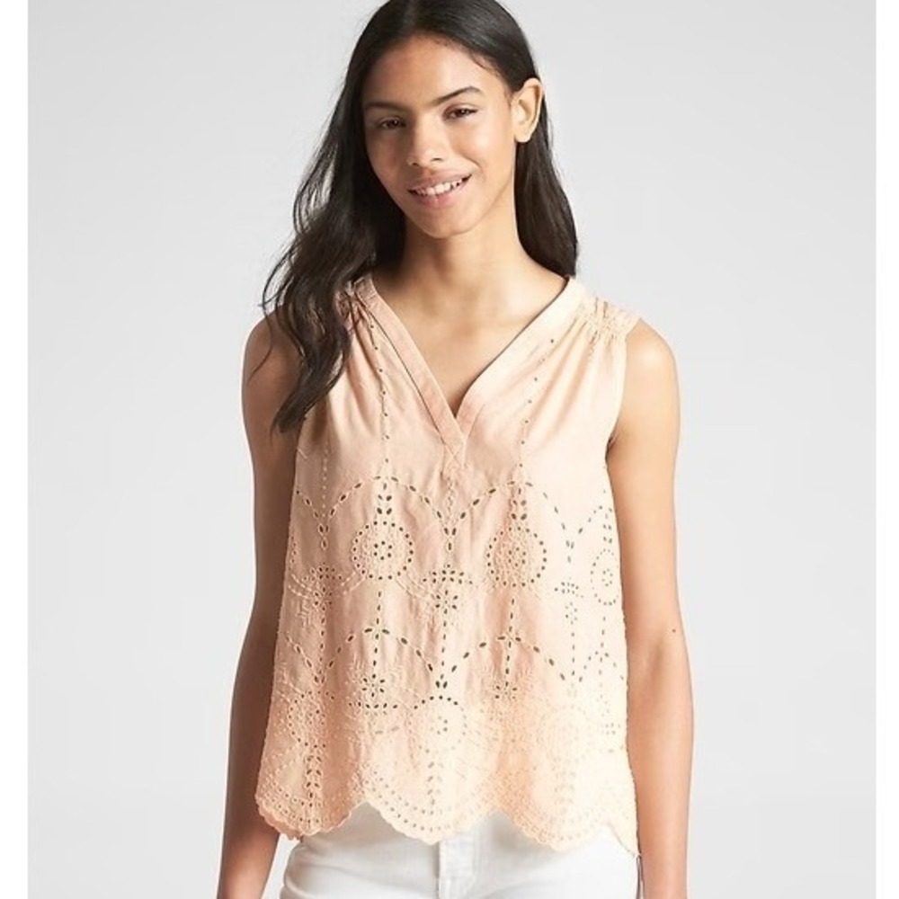 Womens XS Peach Eyelet Cotton Sleeveless Blouse Scalloped Hem Cottagecore‎ Top